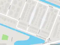Ambulance met grote spoed naar de Vink in Ouderkerk aan de Amstel