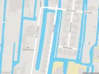 Ambulance met grote spoed naar de Houtsingel in Boskoop