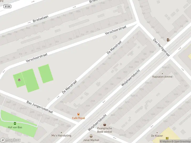 Ambulance met gepaste spoed naar de De Manstraat in Rotterdam