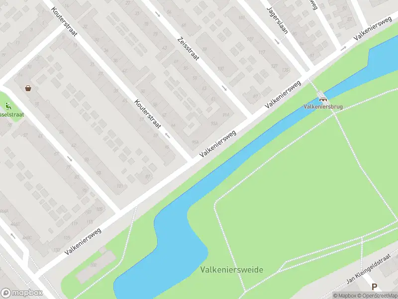 Ambulance met grote spoed naar de Valkeniersweg in Rotterdam