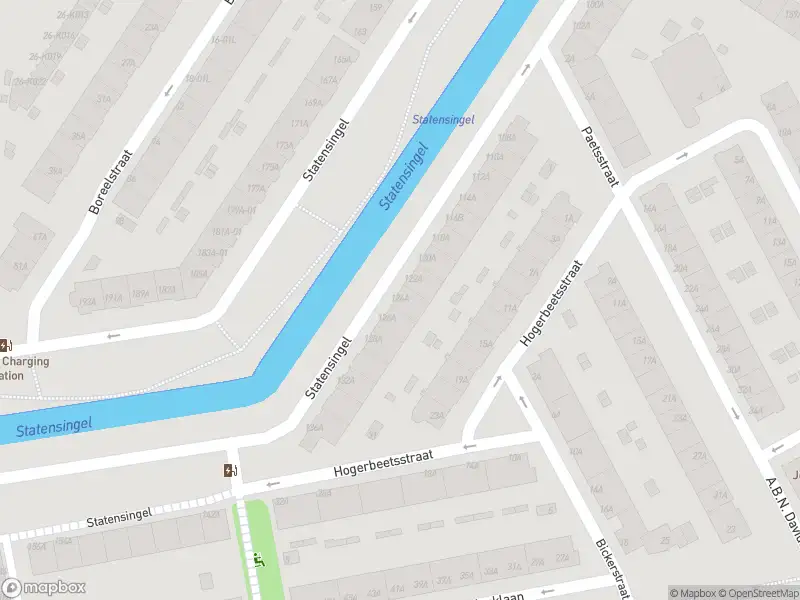 Ambulance met gepaste spoed naar de Statensingel in Rotterdam