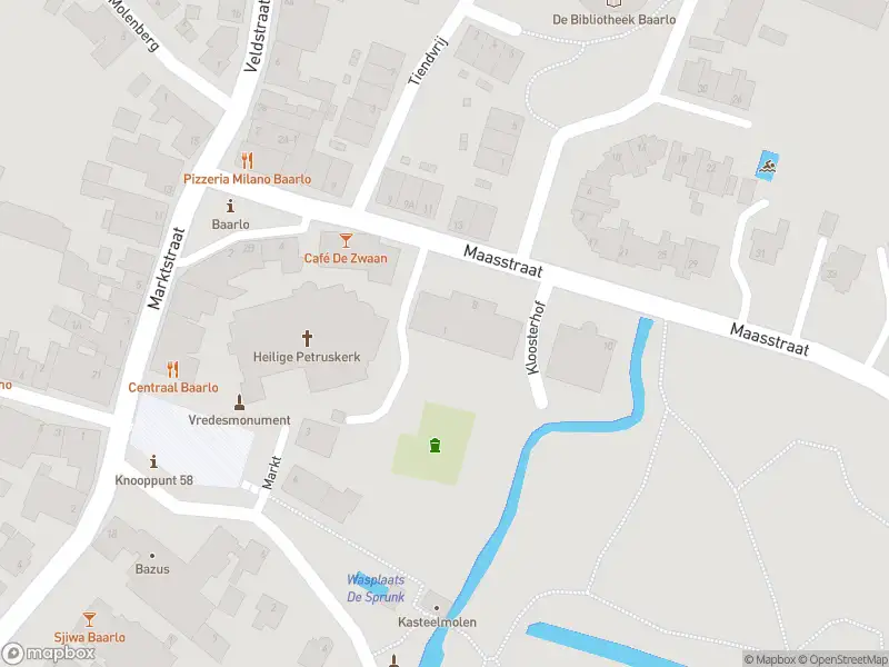 Brandweer met gepaste spoed naar de Kloosterhof in Baarlo vanwege een liftopsluiting