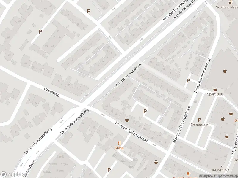 Politie met grote spoed naar de Van der Hoevenstraat in Naaldwijk vanwege ongeval met letsel