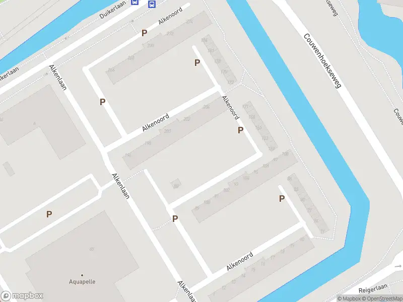 Ambulance met grote spoed naar de Alkenoord in Capelle aan den IJssel