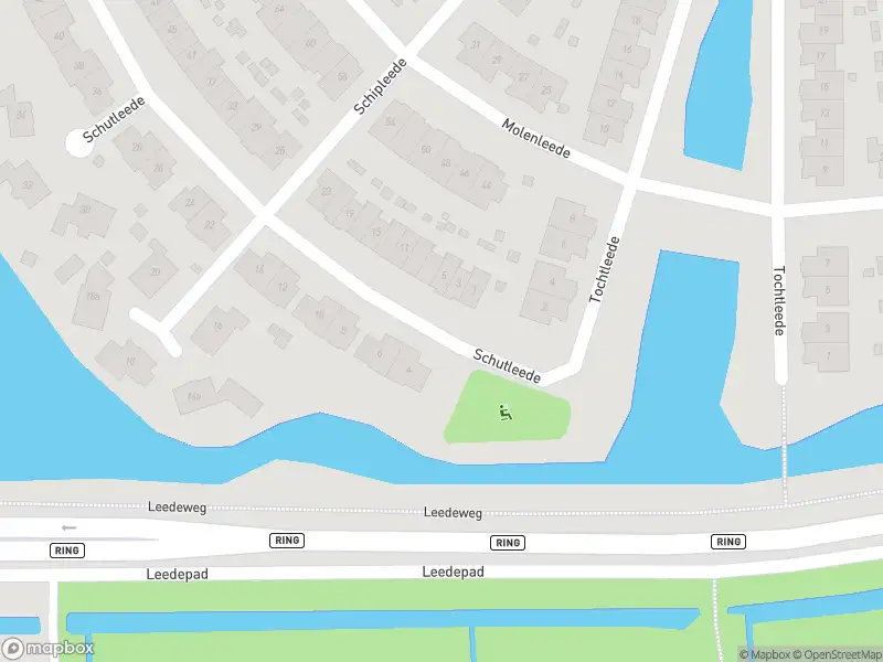 Ambulance met gepaste spoed naar de Schutleede in Barendrecht