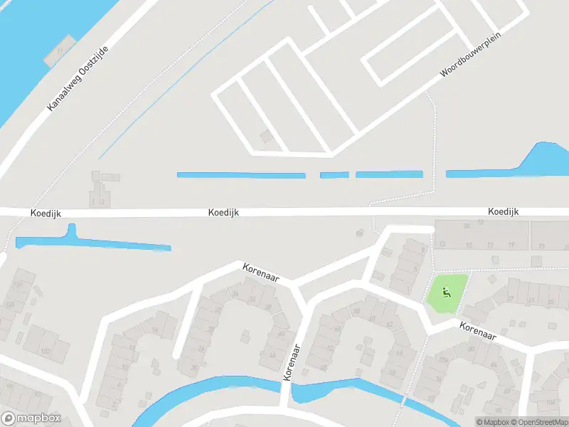 Brandweer met grote spoed naar de Koedijk in Hellevoetsluis vanwege gebouwbrand