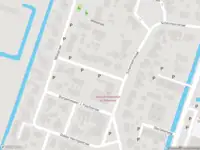 Ambulance met grote spoed naar de Vangstraat in Stompetoren