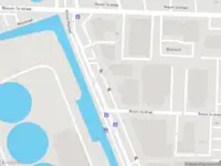Ambulance met gepaste spoed naar de Rivium Westlaan in Capelle aan den IJssel