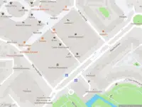 Ambulance met gepaste spoed naar de Stadhuispassage in Spijkenisse