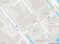 Ambulance met grote spoed naar de Groningenweg in Gouda