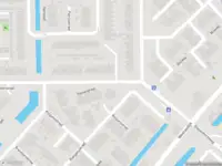 Ambulance met gepaste spoed naar de Plevierstraat in Strijen