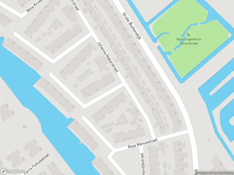 Ambulance met grote spoed naar de Marie Jungiusstraat in Velserbroek