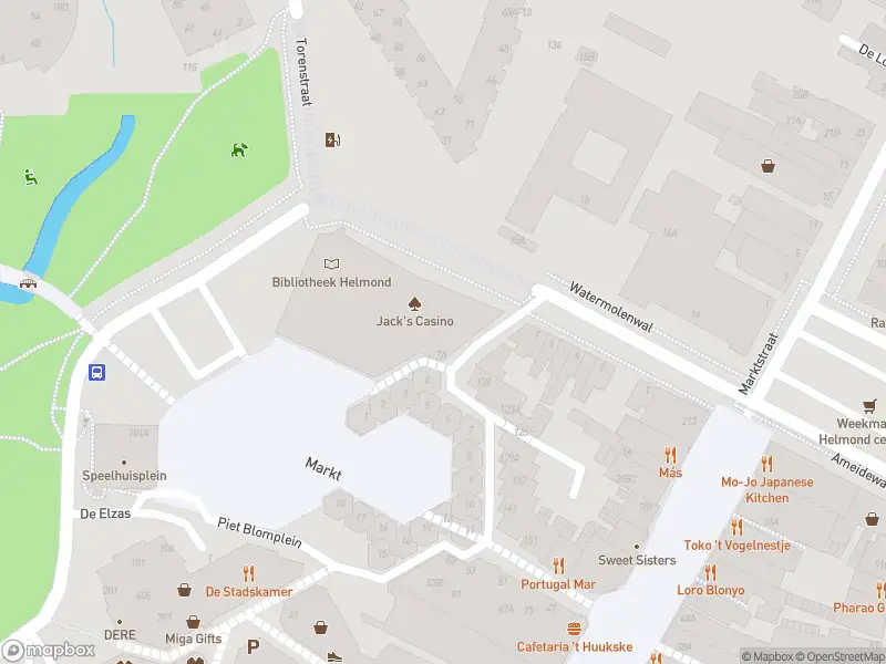 Brandweer met gepaste spoed naar de Watermolenwal in Helmond
