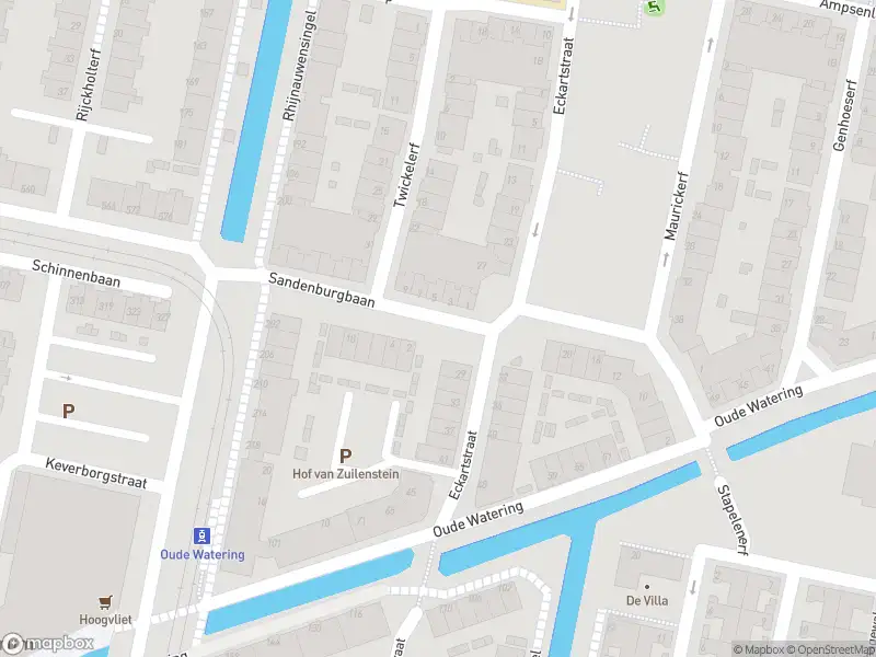 Ambulance met grote spoed naar de Sandenburgbaan in Rotterdam