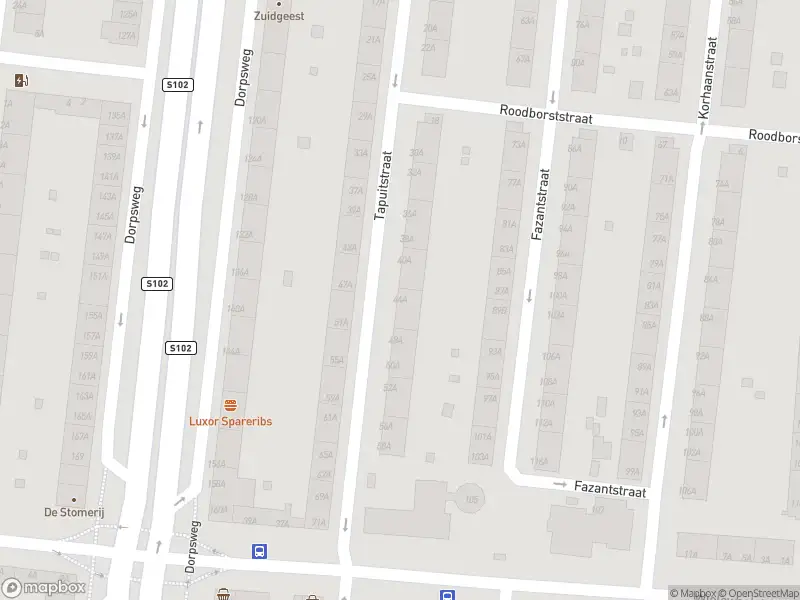 Ambulance met gepaste spoed naar de Tapuitstraat in Rotterdam