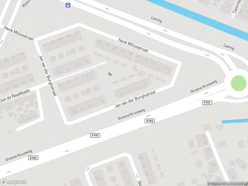 Ambulance met gepaste spoed naar de Jan van der Burghstraat in Hoogvliet Rotterdam