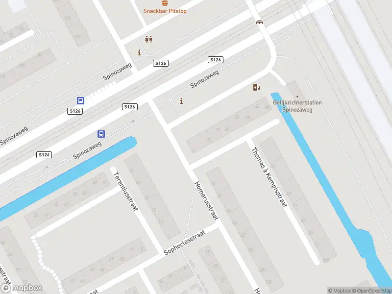 Ambulance met grote spoed naar de Thomas à Kempisstraat in Rotterdam
