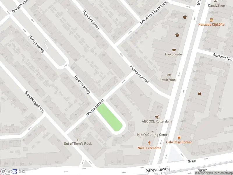 Ambulance met grote spoed naar de Heerjanstraat in Rotterdam