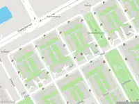 Ambulance met grote spoed naar de Elberveld in Amsterdam