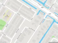 Ambulance met grote spoed naar de Ortler in Amsterdam