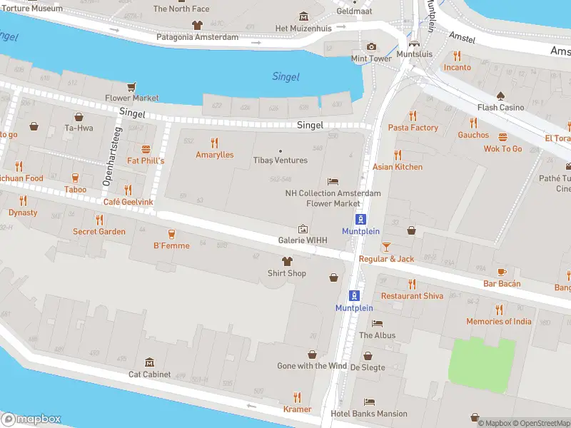 Traumahelikopter naar de Reguliersdwarsstraat in Amsterdam