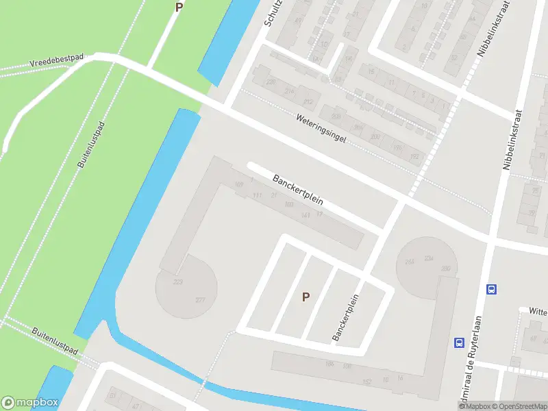 Ambulance met gepaste spoed naar de Banckertplein in Hendrik-Ido-Ambacht