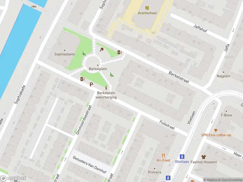 Ambulance met grote spoed naar de Fuikstraat in Rotterdam