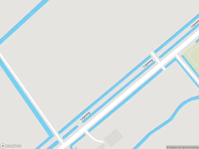 Politie naar de Lageweg in Ossenzijl vanwege voertuigen te water