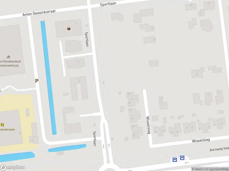 Politie naar de Sportlaan in Hellevoetsluis vanwege ongeval met letsel