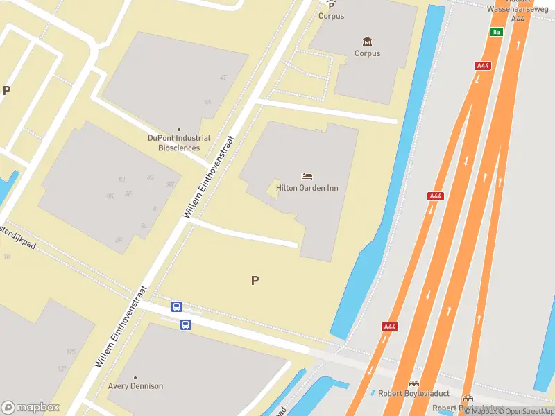 Ambulance met grote spoed naar de Willem Einthovenstraat in Oegstgeest