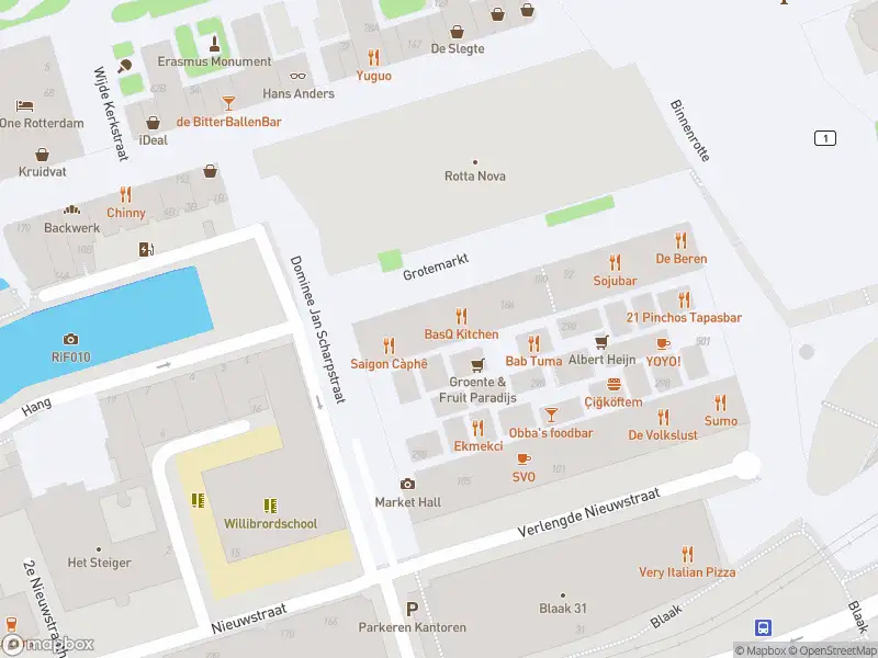 Ambulance met gepaste spoed naar de Ds. Jan Scharpstraat in Rotterdam