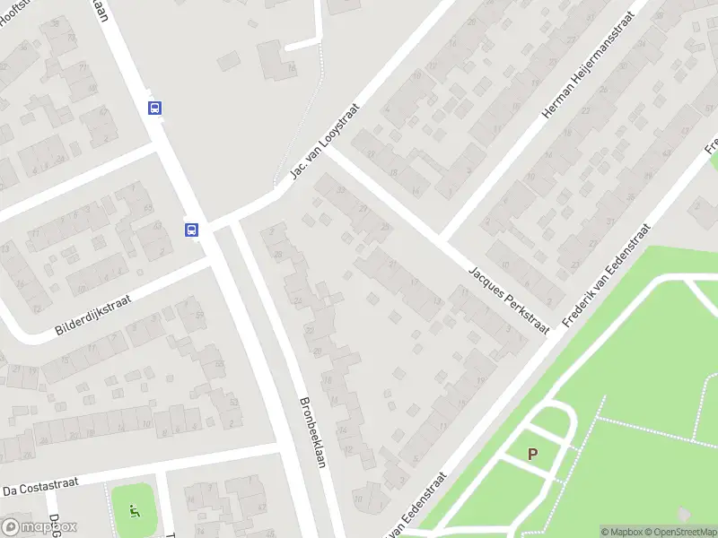 Politie naar de Bronbeeklaan in Arnhem vanwege aanrijding met letsel