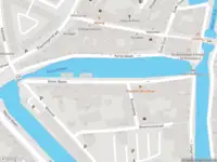 Ambulance met gepaste spoed naar de Korte Haven in Schiedam