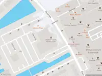 Ambulance met gepaste spoed naar de Rivierweg in Capelle aan den IJssel