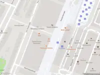 Ambulance met grote spoed naar de Gooilandsingel in Rotterdam