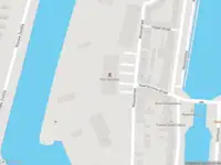 Ambulance met gepaste spoed naar de Plein Fort Haerlem in Hellevoetsluis