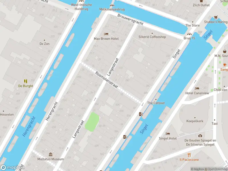 Brandweer met grote spoed naar de Roomolenstraat in Amsterdam vanwege afhijsen patient