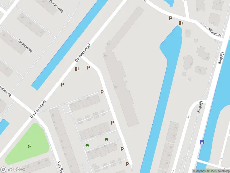 Ambulance met gepaste spoed naar de Adriaan Kluitstraat in Rotterdam