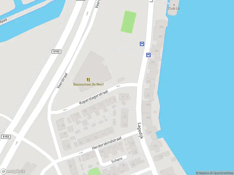 Ambulance naar de Koperslagerstraat in Zaandijk vanwege ongeval met letsel