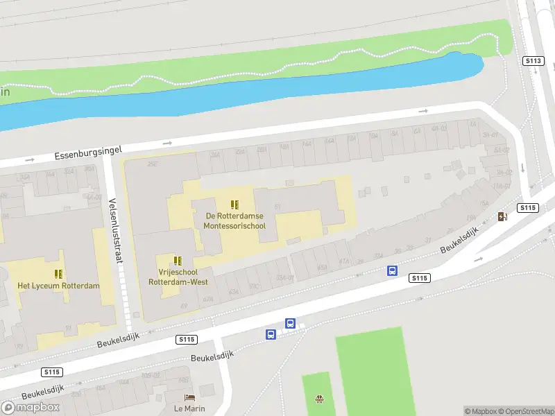 Ambulance met grote spoed naar de Beukelsdijk in Rotterdam