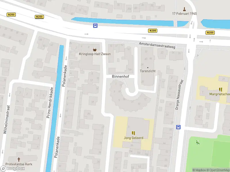 Ambulance naar de Binnenhof in Halfweg