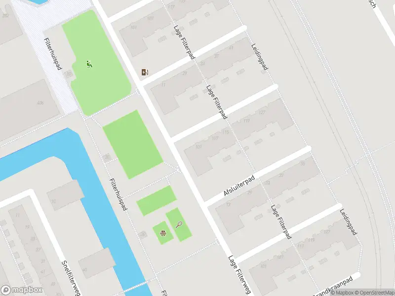 Ambulance met grote spoed naar de Watermeterpad in Rotterdam