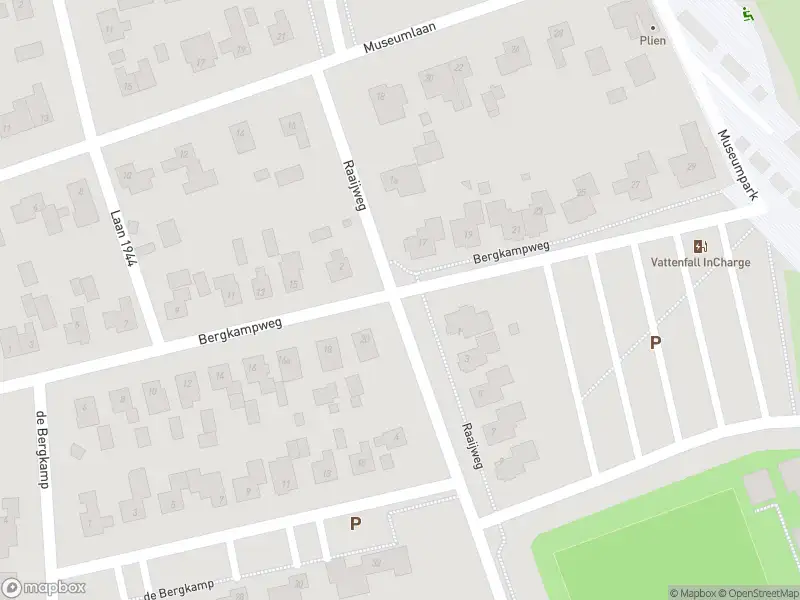 Ambulance met grote spoed naar de Raaijweg in Overloon