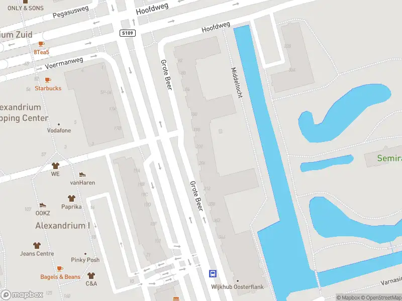 Ambulance met gepaste spoed naar de Grote Beer in Rotterdam