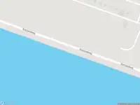 Politie naar de Eemlandweg in Rotterdam vanwege voertuigen te water