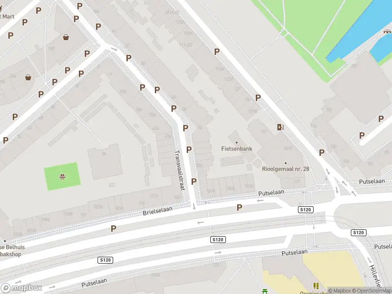 Ambulance met gepaste spoed naar de Transvaalstraat in Rotterdam