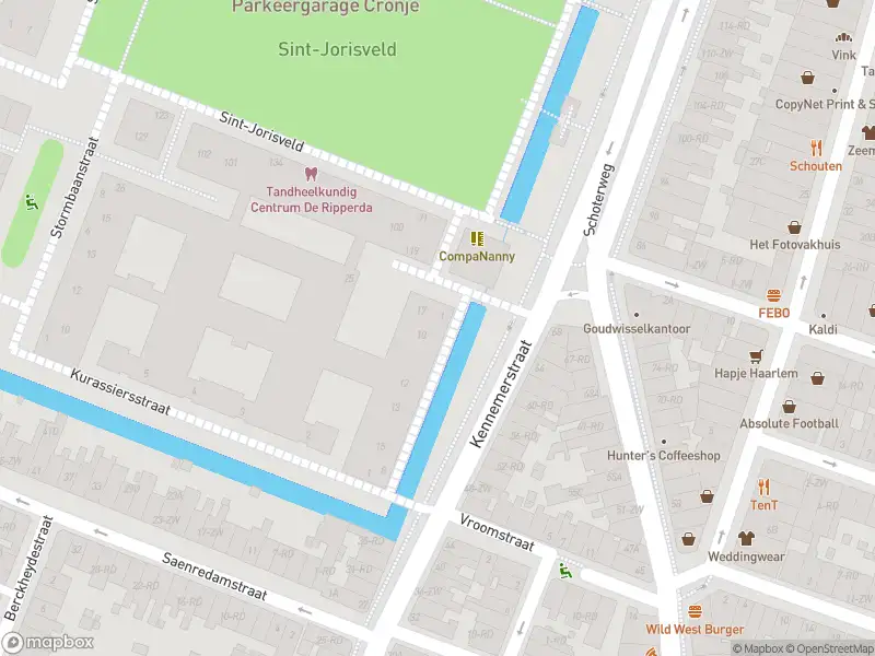 Ambulance met gepaste spoed naar de Lansiersstraat in Haarlem