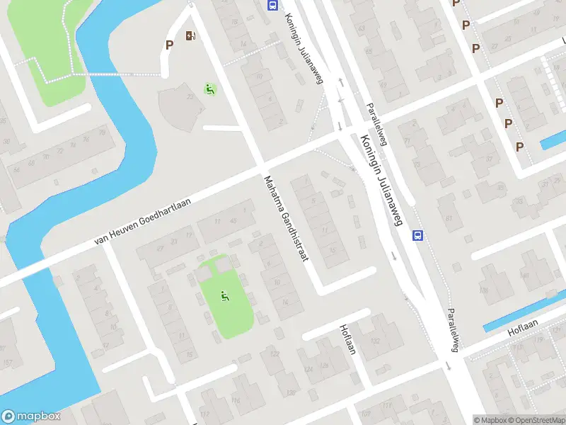 Brandweer met grote spoed naar de Mahatma Gandhistraat in 's-Gravenzande vanwege afhijsen patient