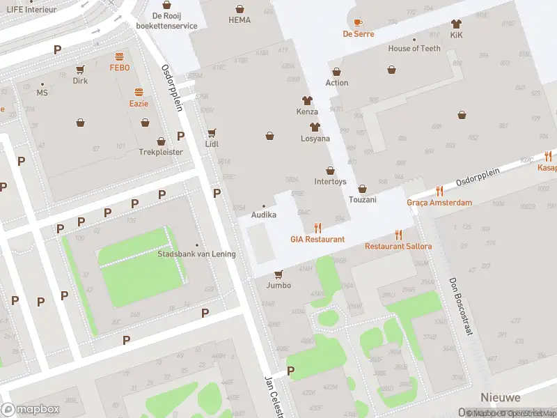 Ambulance met gepaste spoed naar de Osdorpplein in Amsterdam
