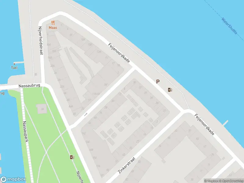 Ambulance met gepaste spoed naar de Dillenburgstraat in Rotterdam